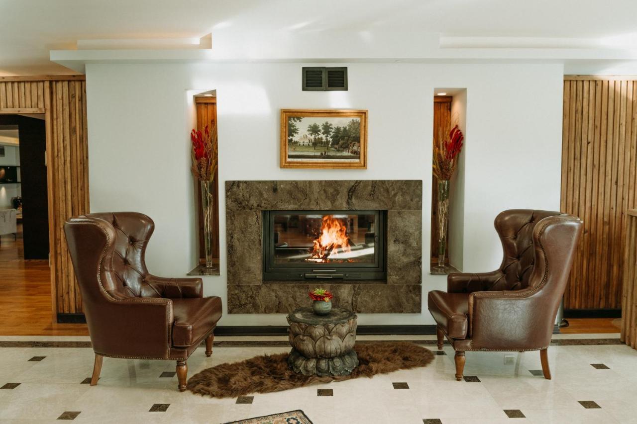 Doors Urla Hotel & Bungalows อิซมีร์ ภายนอก รูปภาพ