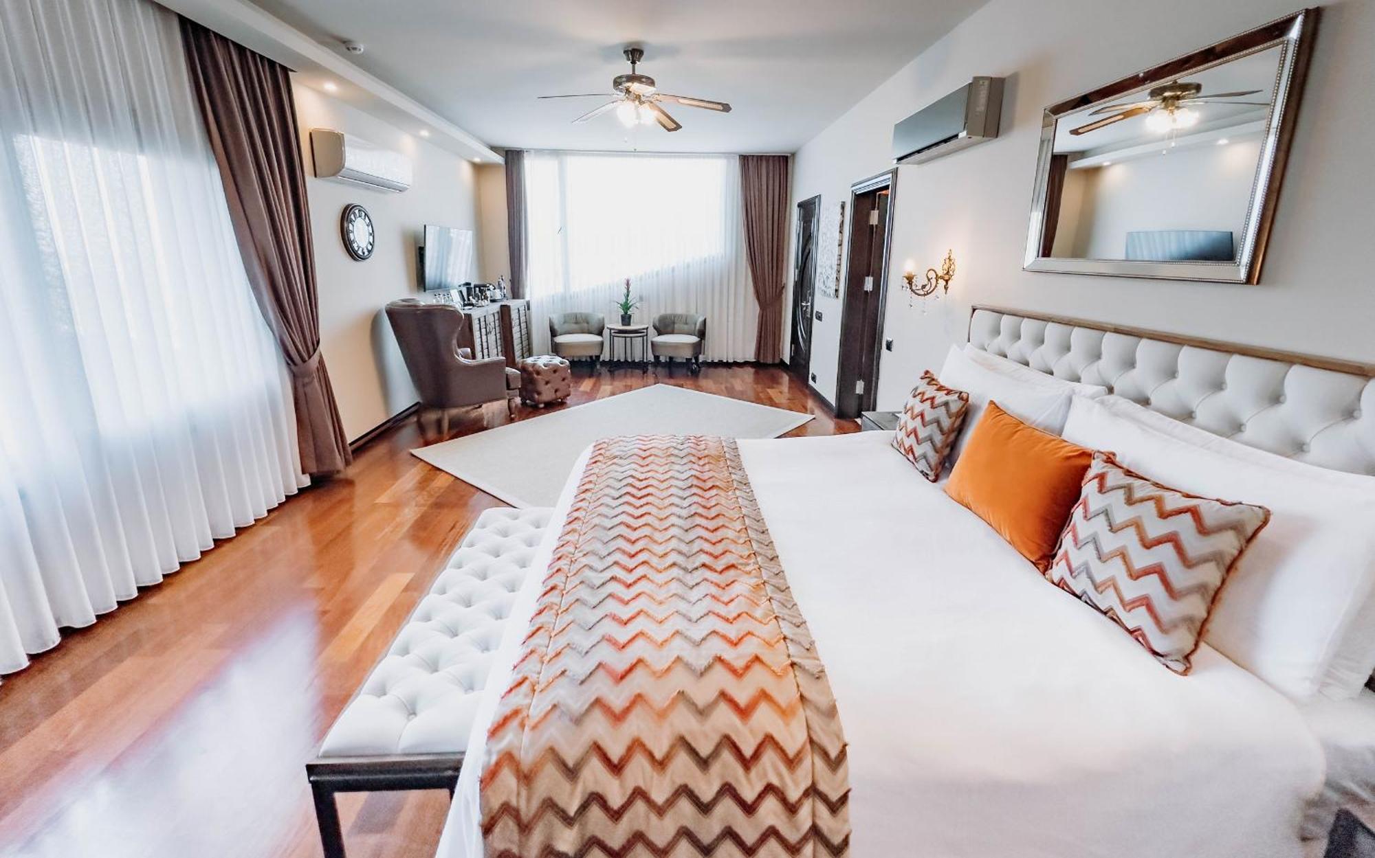 Doors Urla Hotel & Bungalows อิซมีร์ ภายนอก รูปภาพ
