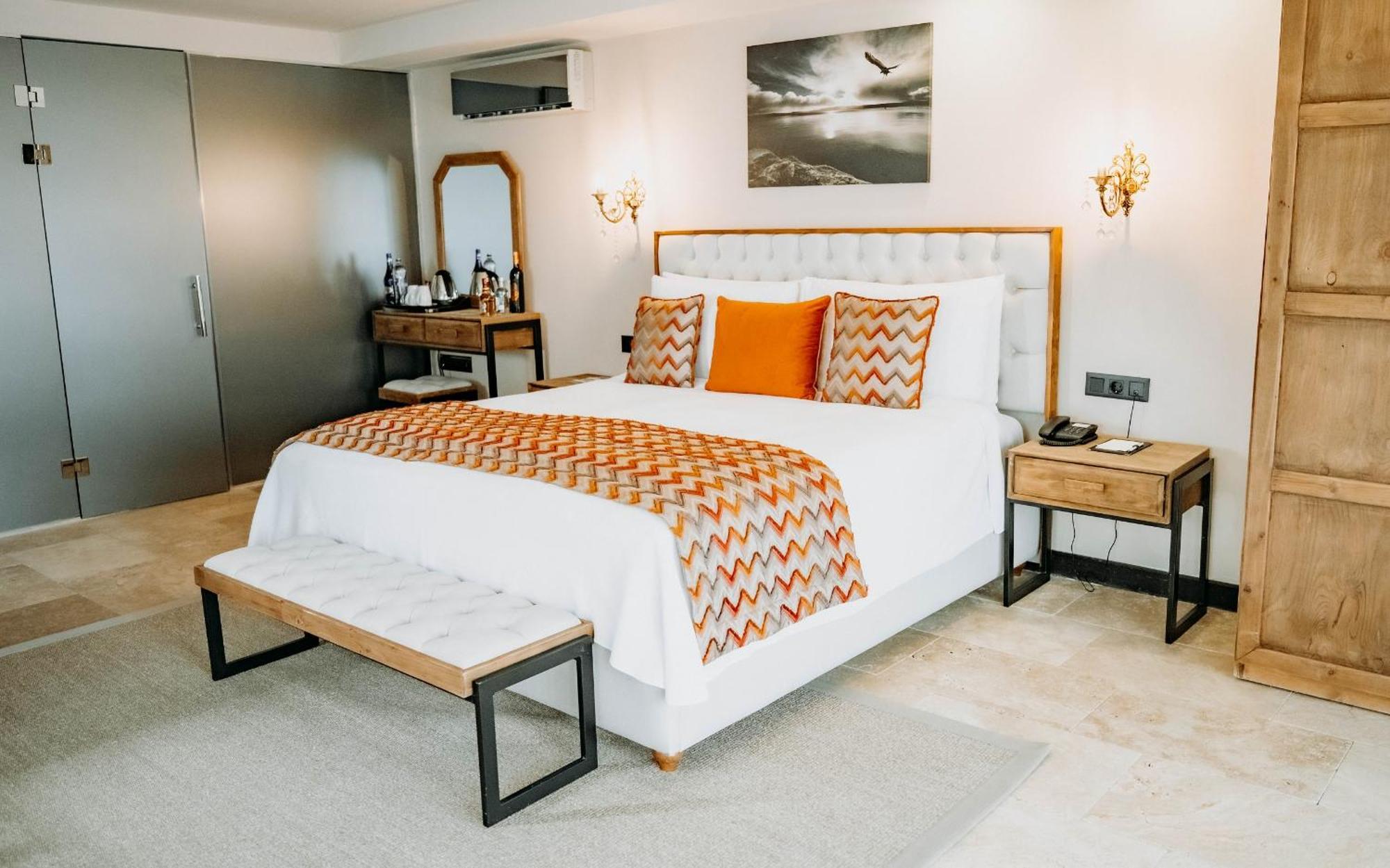 Doors Urla Hotel & Bungalows อิซมีร์ ภายนอก รูปภาพ