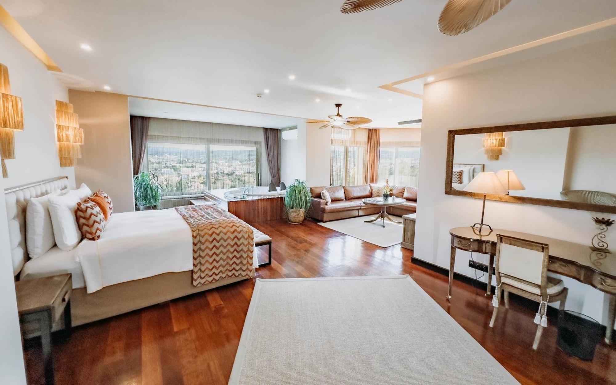 Doors Urla Hotel & Bungalows อิซมีร์ ภายนอก รูปภาพ