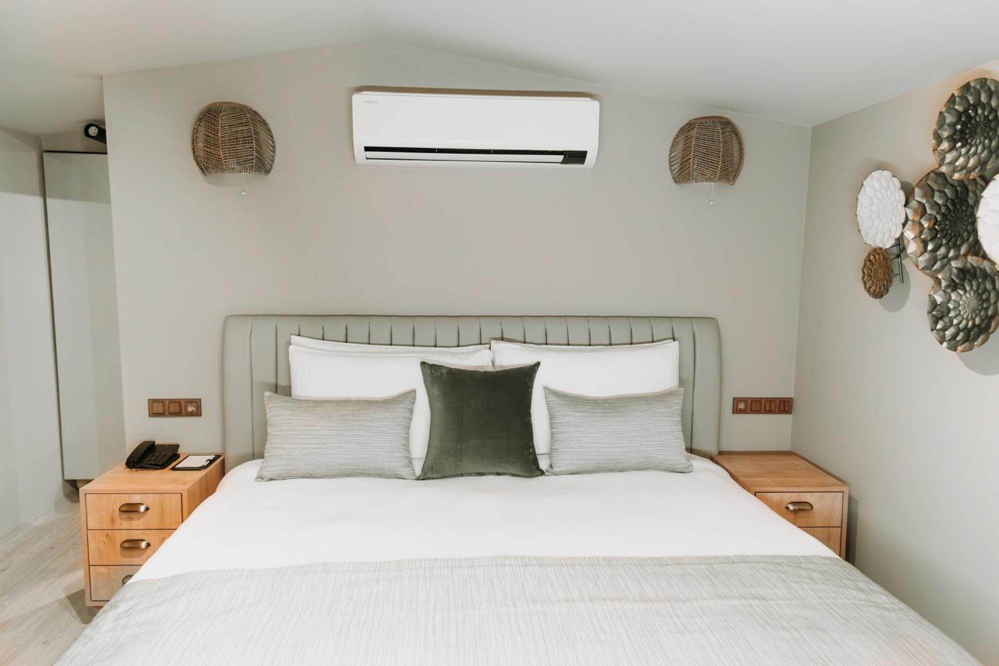 Doors Urla Hotel & Bungalows อิซมีร์ ภายนอก รูปภาพ