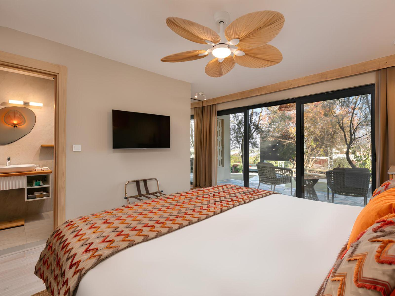 Doors Urla Hotel & Bungalows อิซมีร์ ภายนอก รูปภาพ